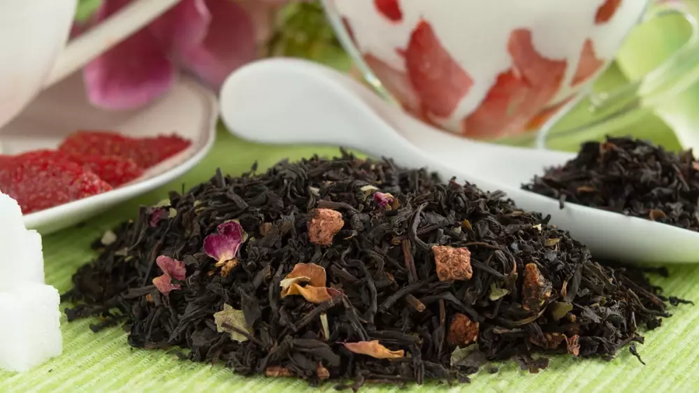 Чай с добавками «Земляника со сливками Премиум» 500 г листовой